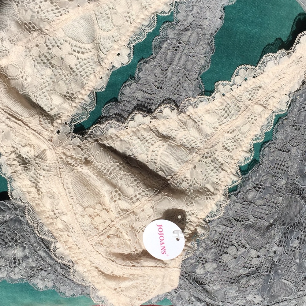 Jojoans lace halter bra (two)